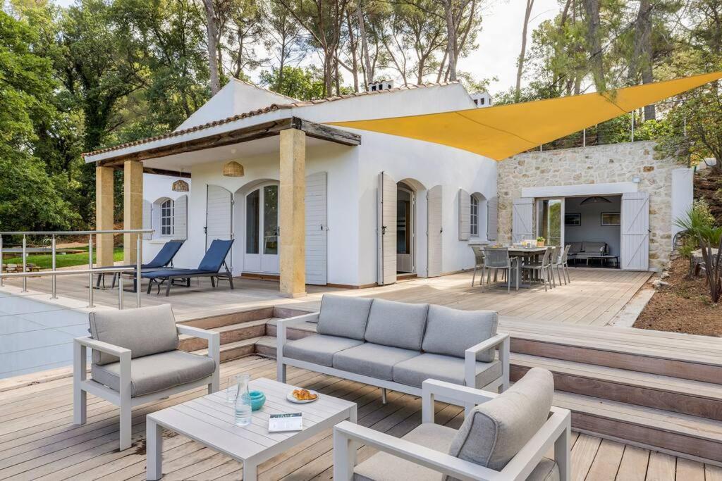 Villa La Pinede 普罗旺斯地区艾克斯 外观 照片