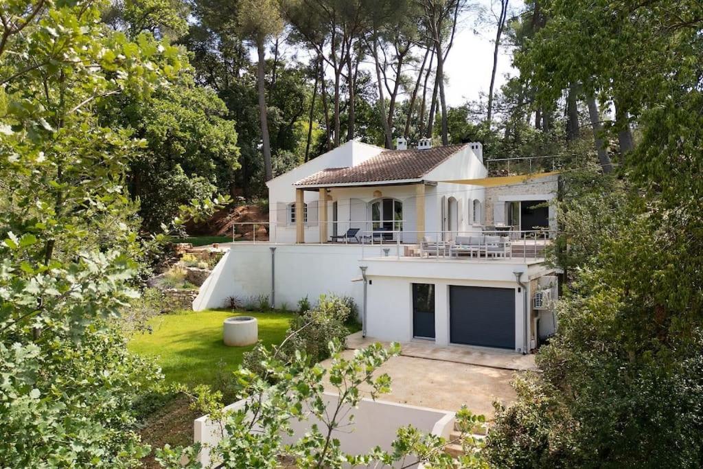 Villa La Pinede 普罗旺斯地区艾克斯 外观 照片