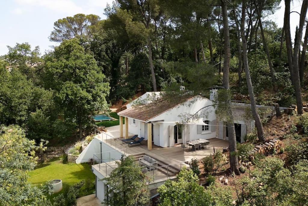 Villa La Pinede 普罗旺斯地区艾克斯 外观 照片